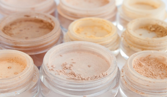 Ilustrasi mineral powder